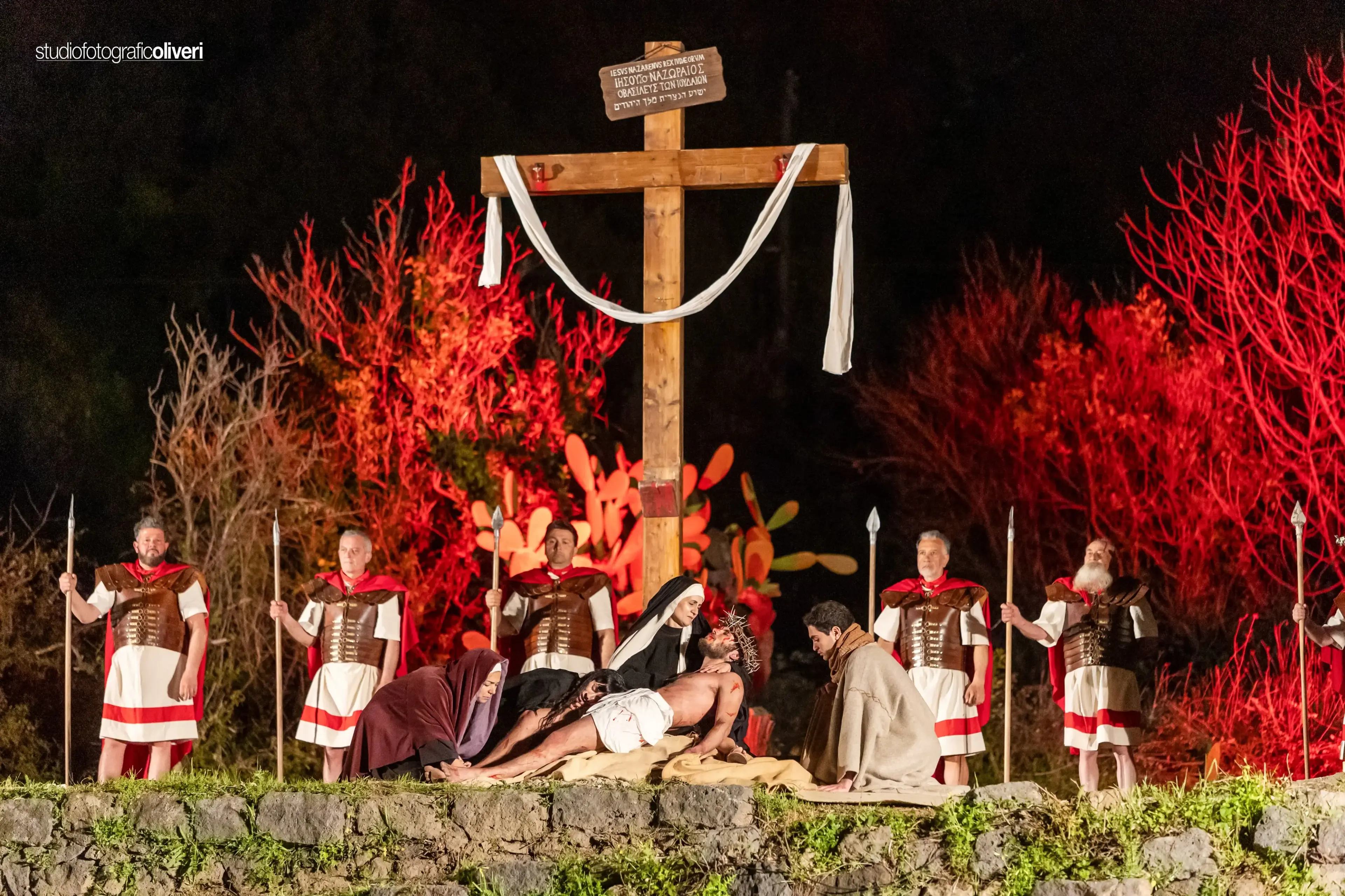 Croce della Sacra Rappresentazione della Passione di Cristo a Francavilla di Sicilia